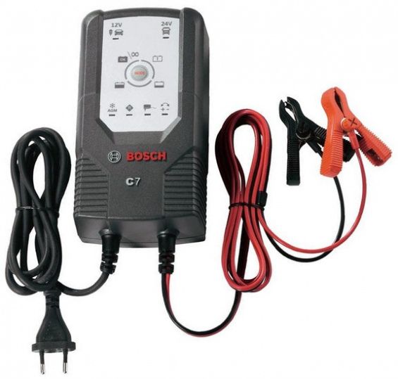 Зарядное устройство Bosch C7 0 189 999 07M (12/24В, 7А) ЗУ Импульсное с режимом блока питания