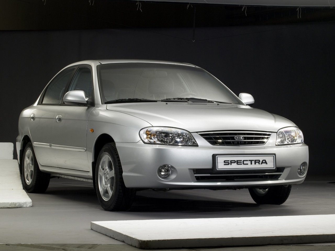 I Рестайлинг 2 2004 – 2011 