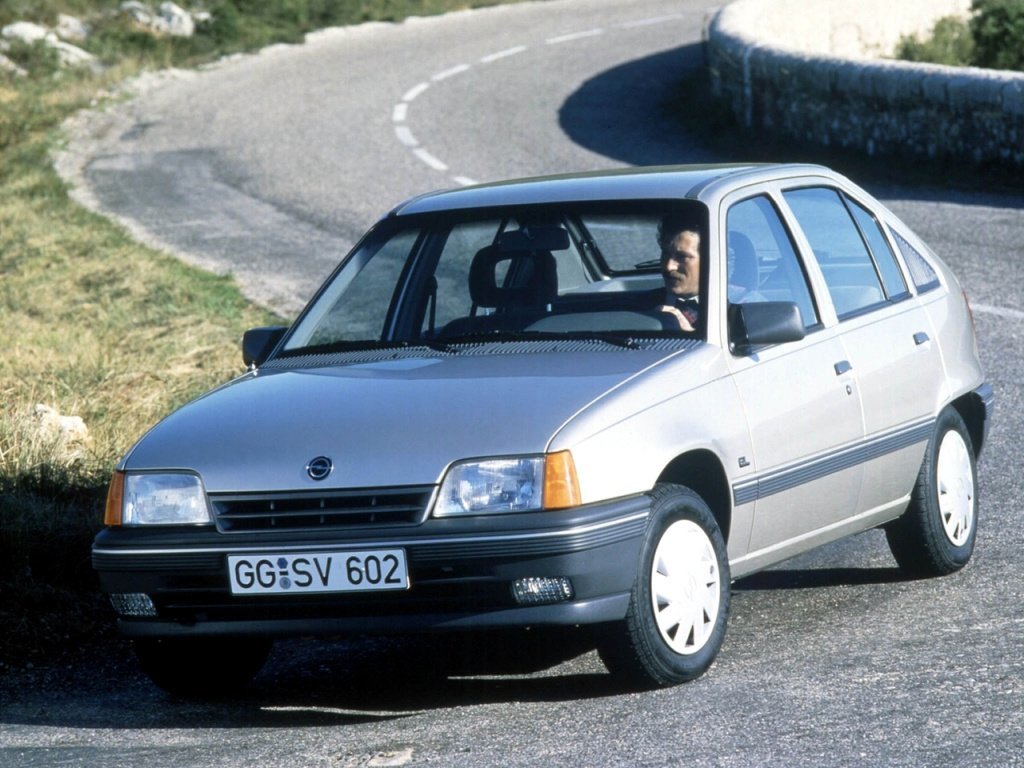 E Рестайлинг 1989 - 1994